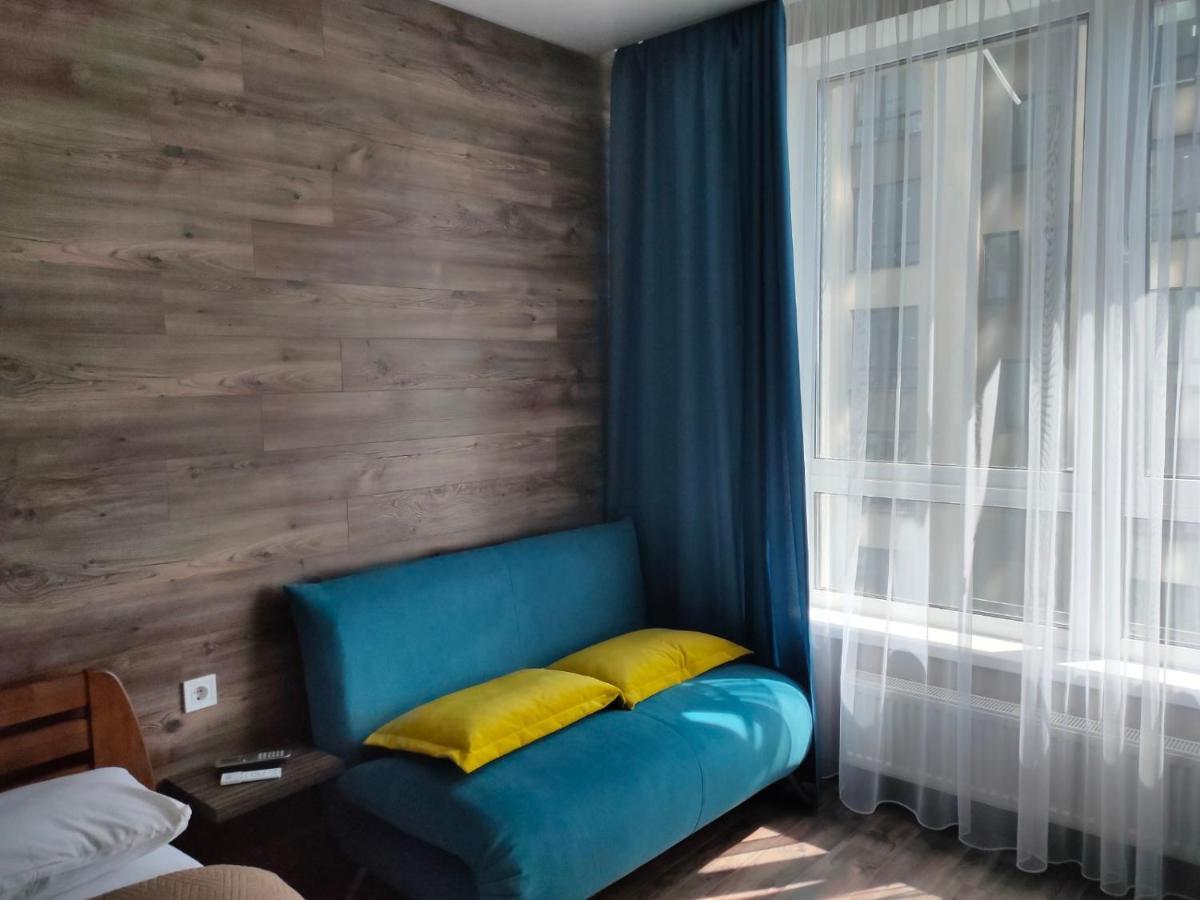 Solo Apartment Kamenskaya Kiev Exteriör bild