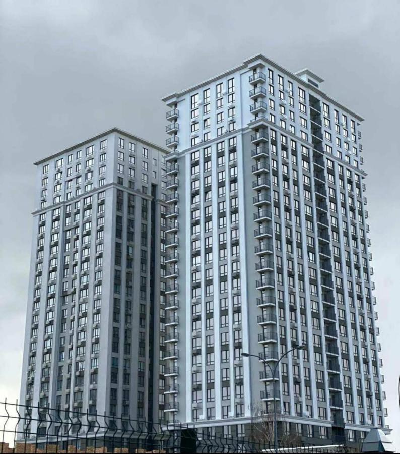 Solo Apartment Kamenskaya Kiev Exteriör bild