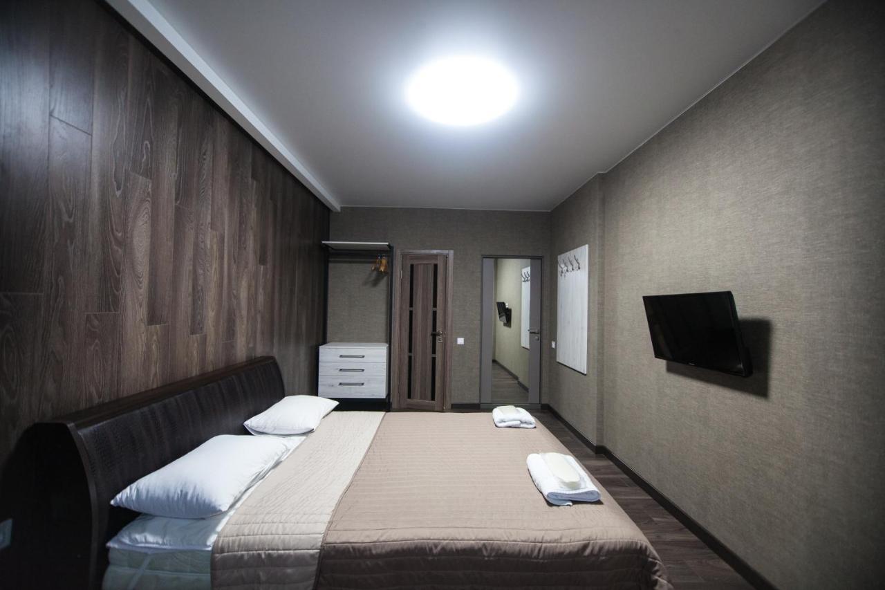Solo Apartment Kamenskaya Kiev Exteriör bild
