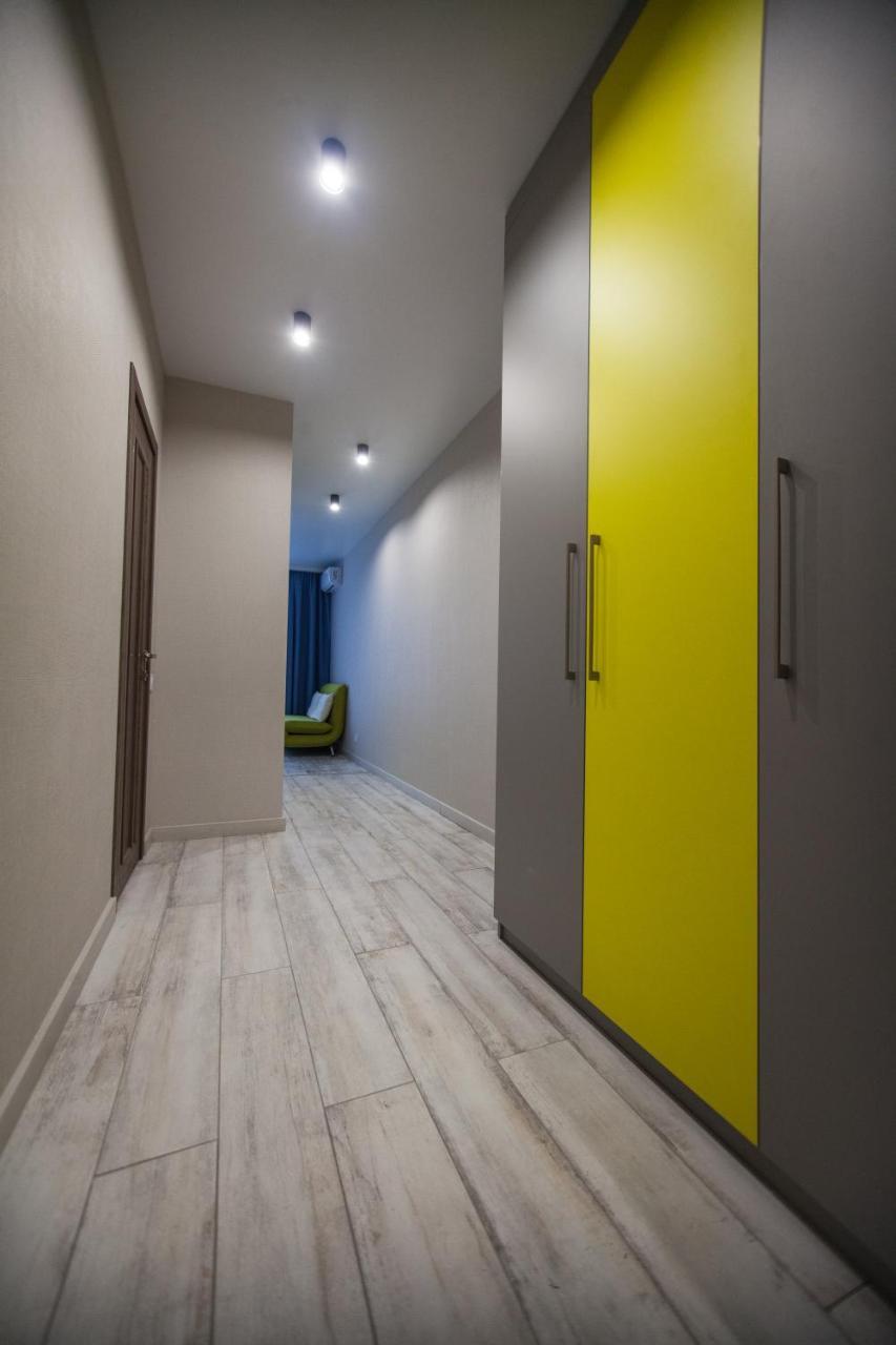 Solo Apartment Kamenskaya Kiev Exteriör bild
