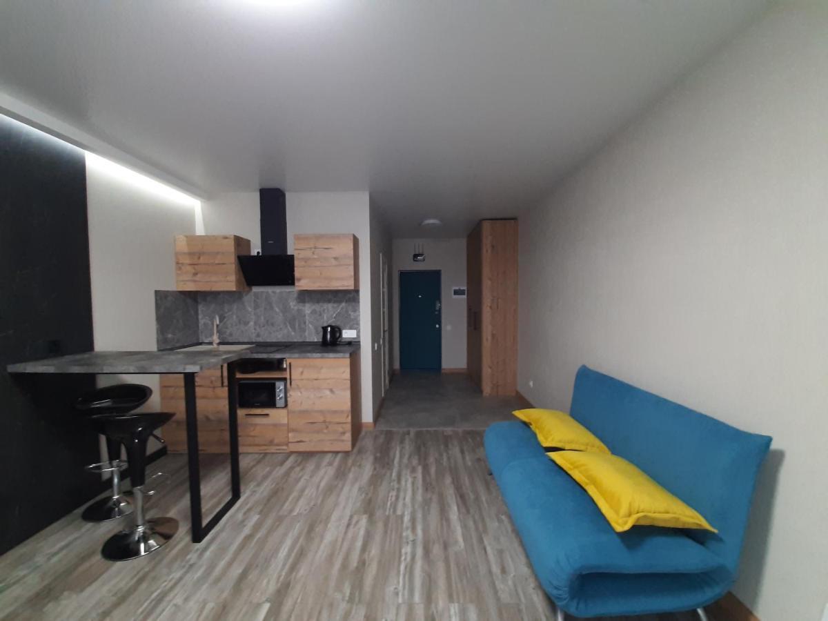 Solo Apartment Kamenskaya Kiev Exteriör bild
