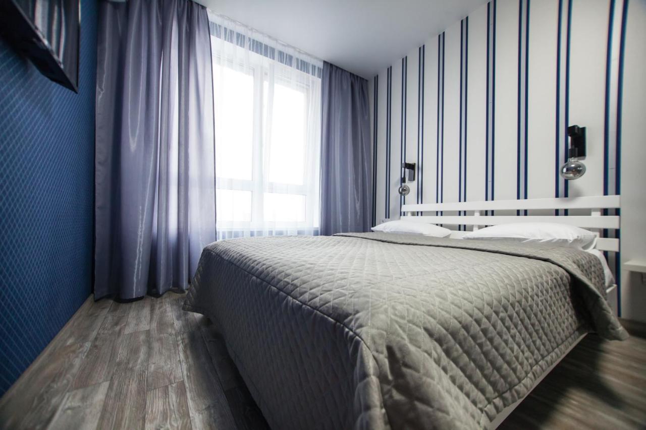 Solo Apartment Kamenskaya Kiev Exteriör bild